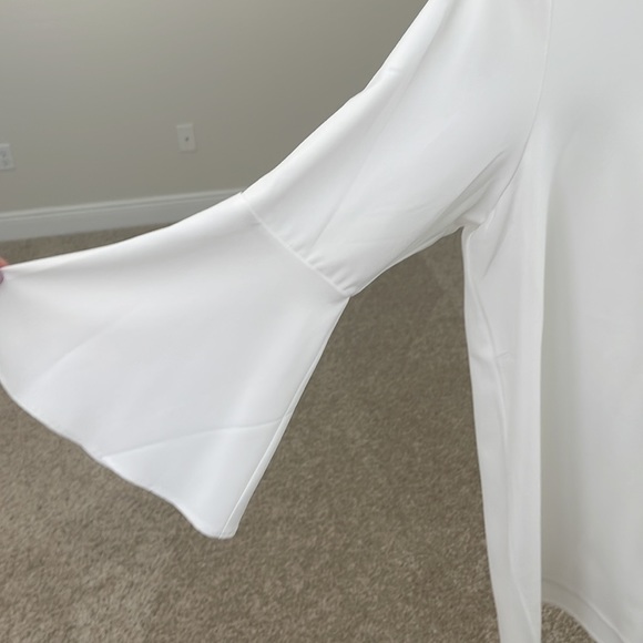 NEW White Blouse V neck pearl brooch pin Medium night out 3/4 sleeves - Picture 2 of 9